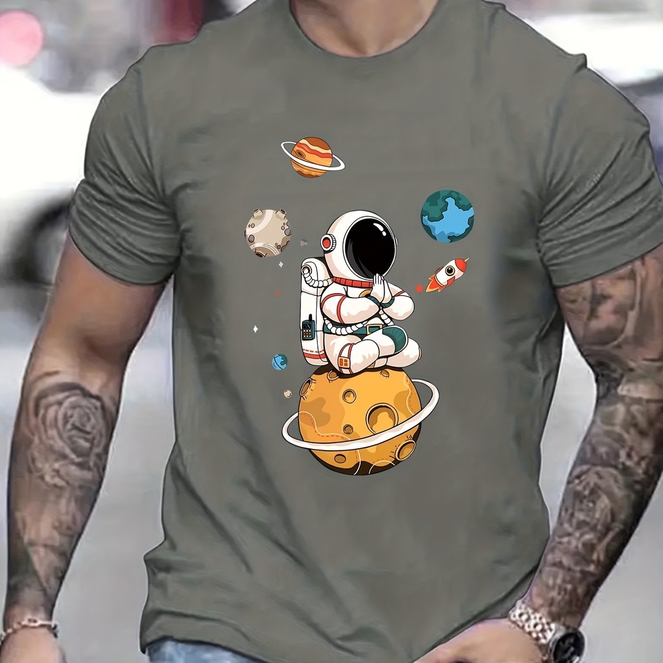 Summer Men's Casual Street Style Elastic Round Neck T-shirt With Cartoon Astronaut And Planet Patterns